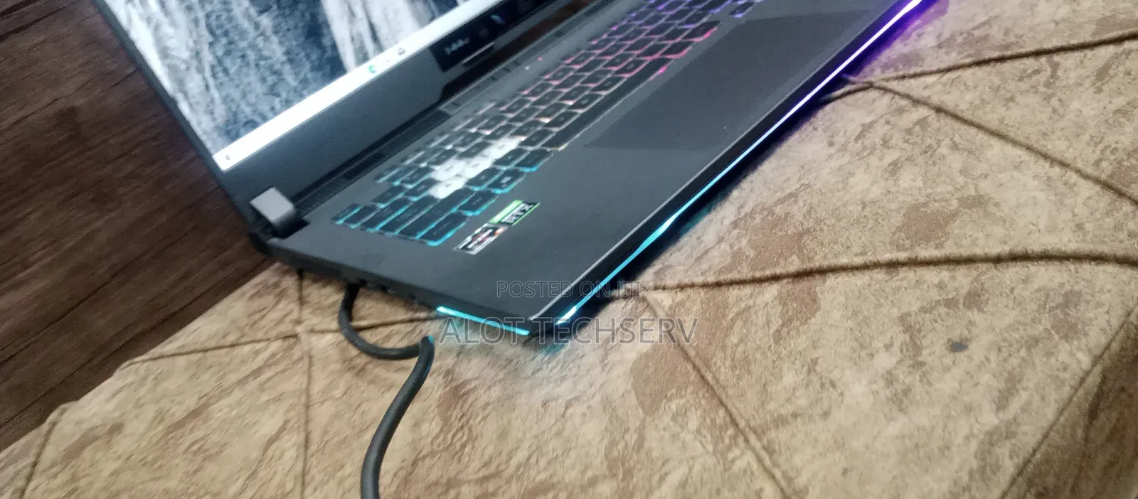 Laptop Asus ROG Strix G15 16GB AMD Ryzen 9 SSD 1T