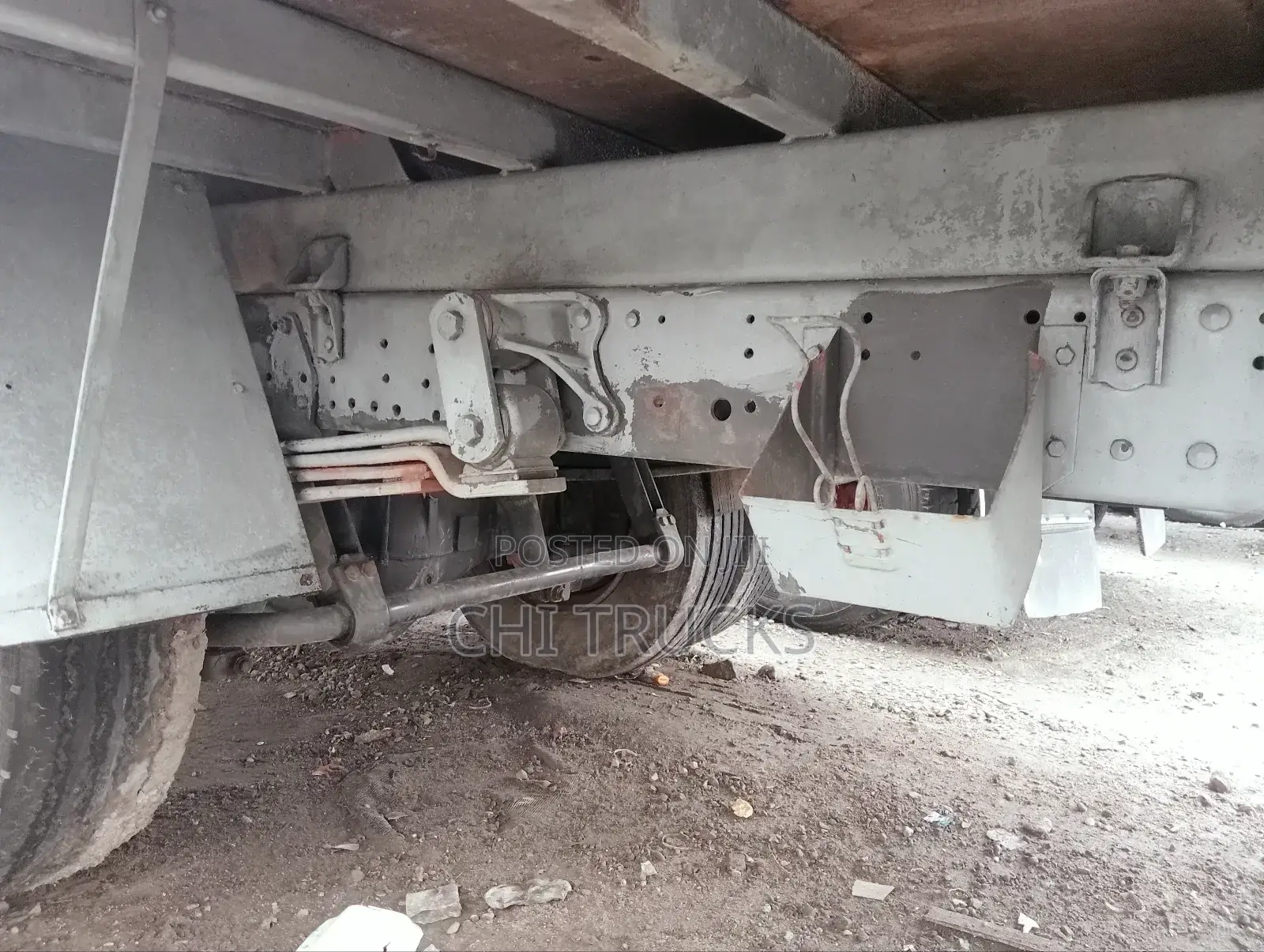 Mercedes Benz Cargo Truck 8bolt White