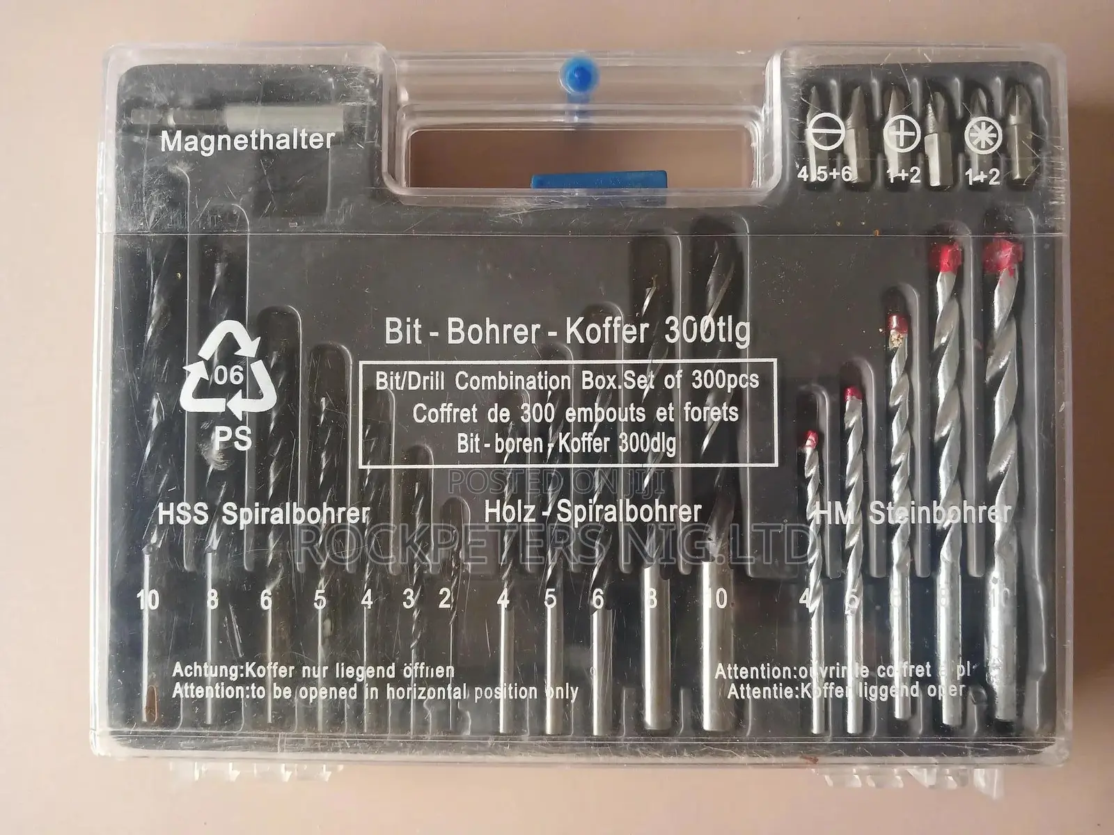 Drill Bits/Wallplug Set (300 Pieces)