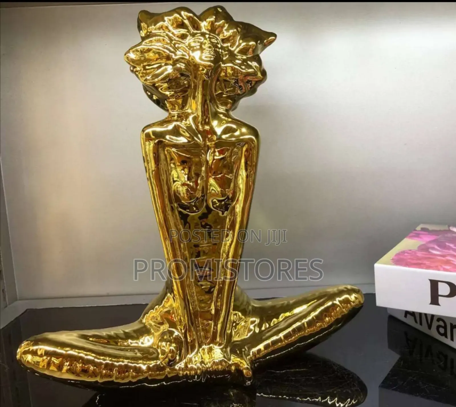 Luxury Centre Piece Figurine
