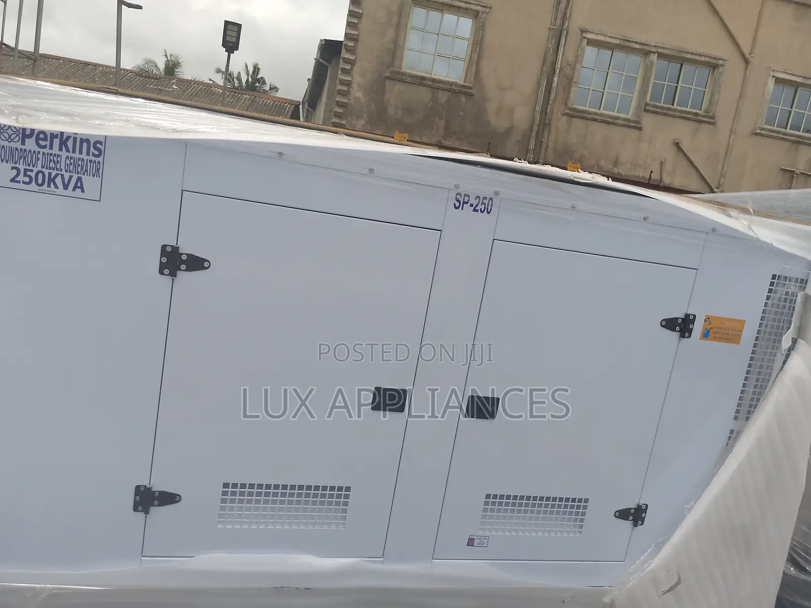 250kva Perkins Industrial Soundproof Generator