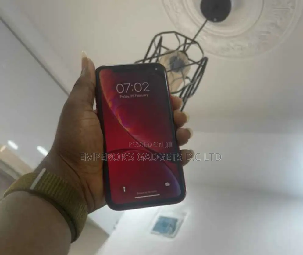 Apple iPhone XR 64 GB Red