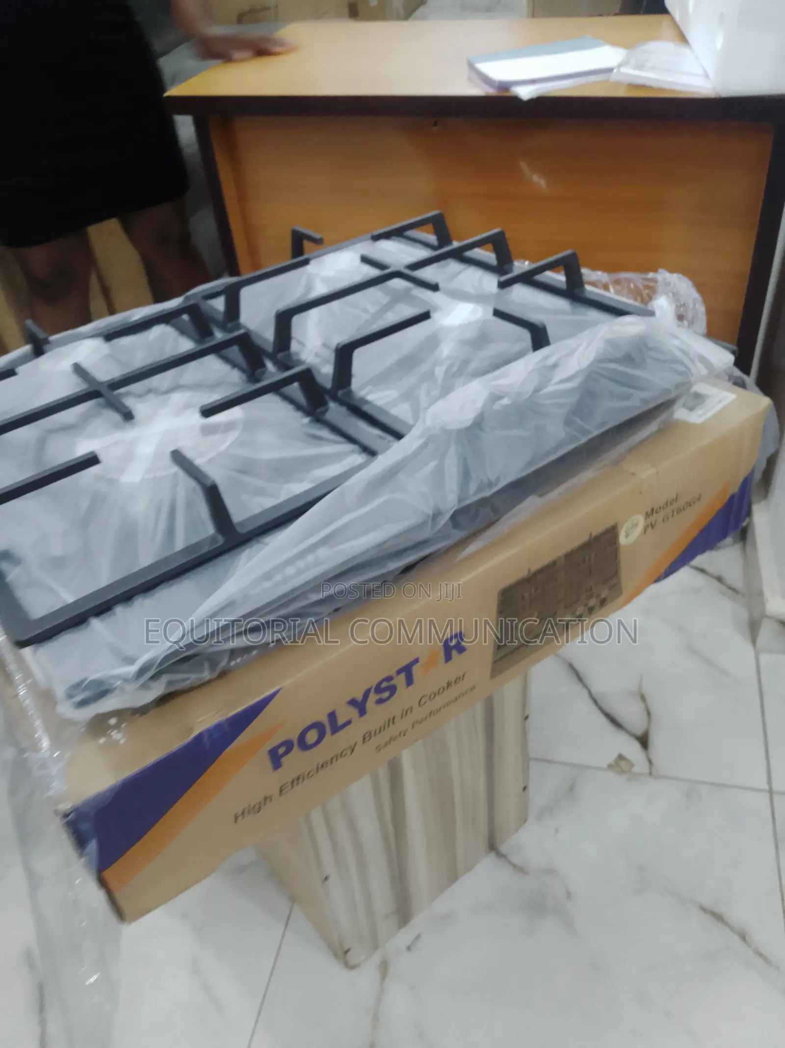 Dureable Polystar Pv-Gt60gh 4burner Gas Cooker.