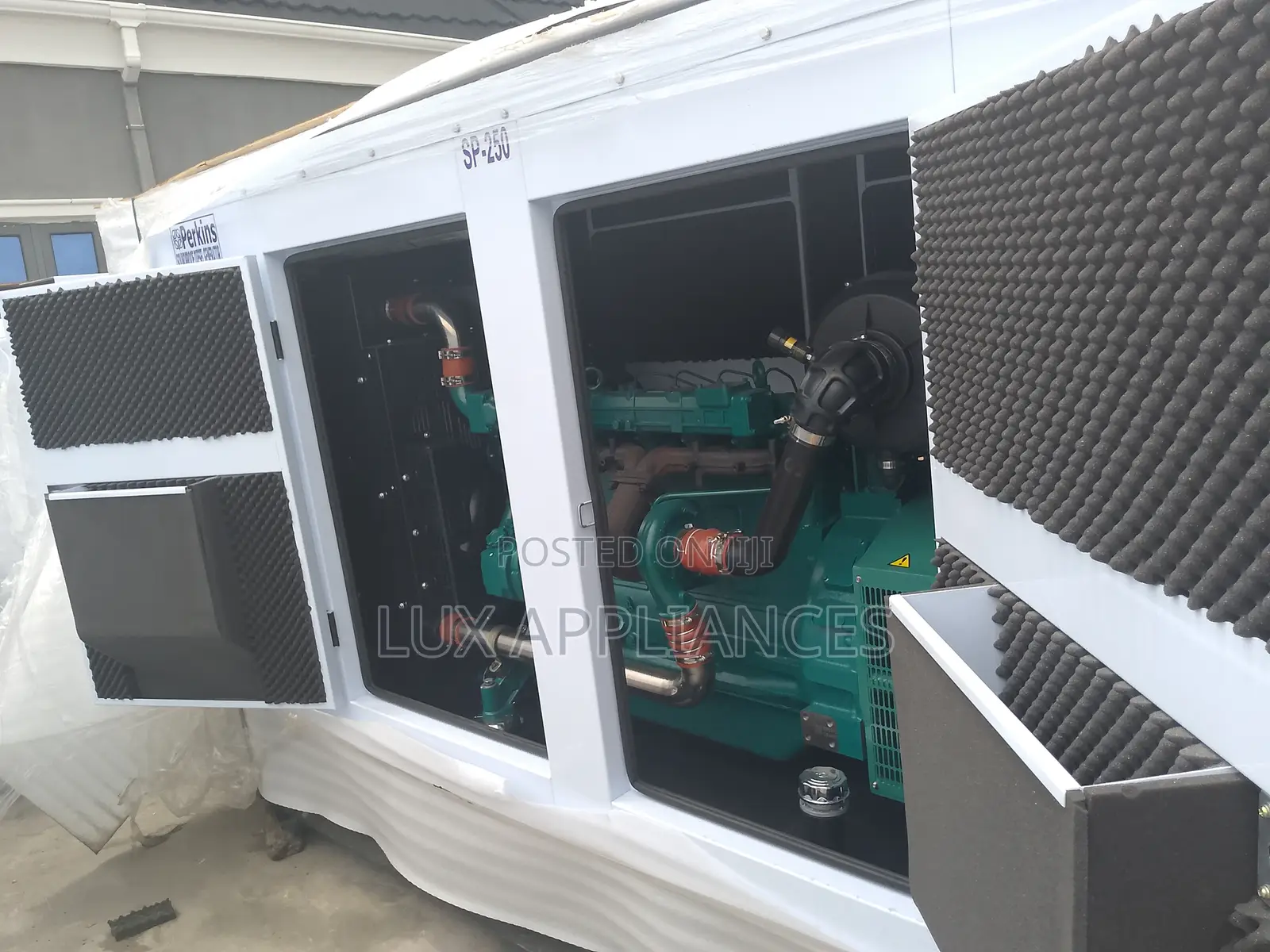 Global Modern 250kva Perkins Generator