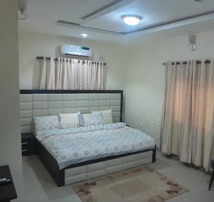 3 Bedroom With Pool and Snooker
