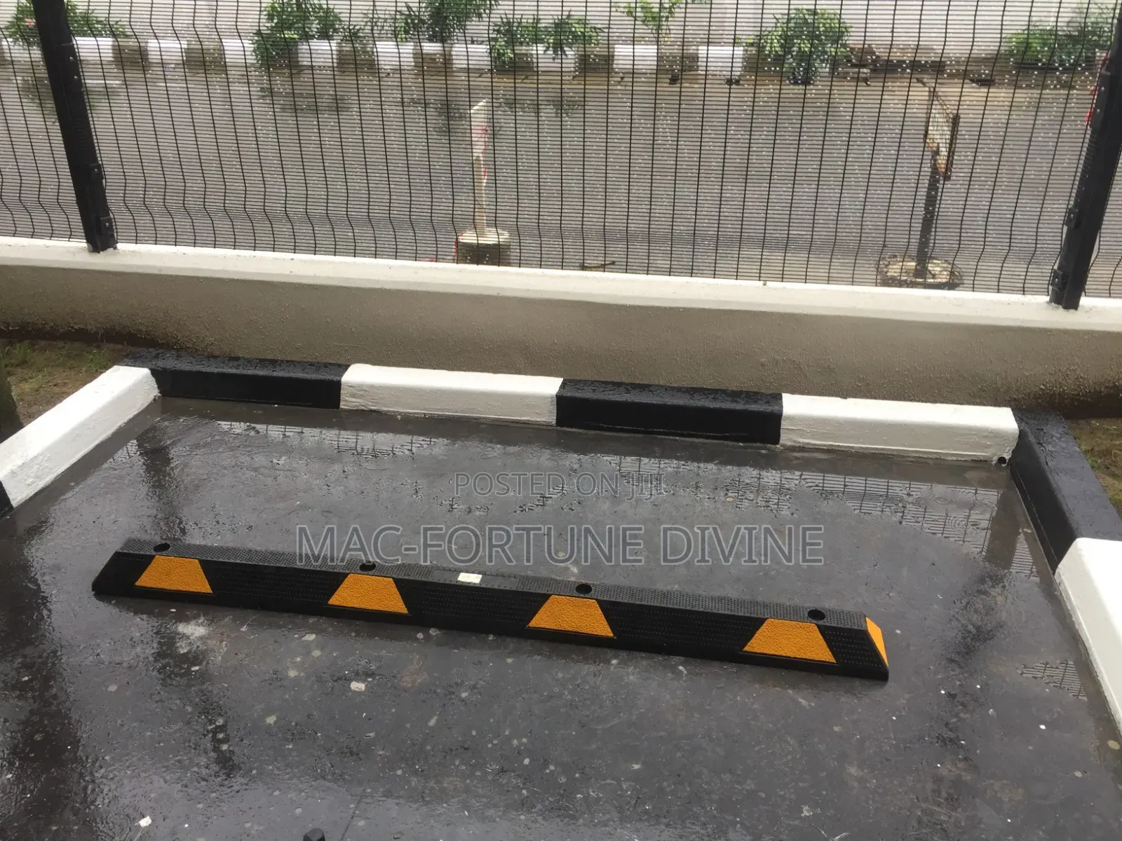 High Quality Car Stopper 100cm (One Meter)