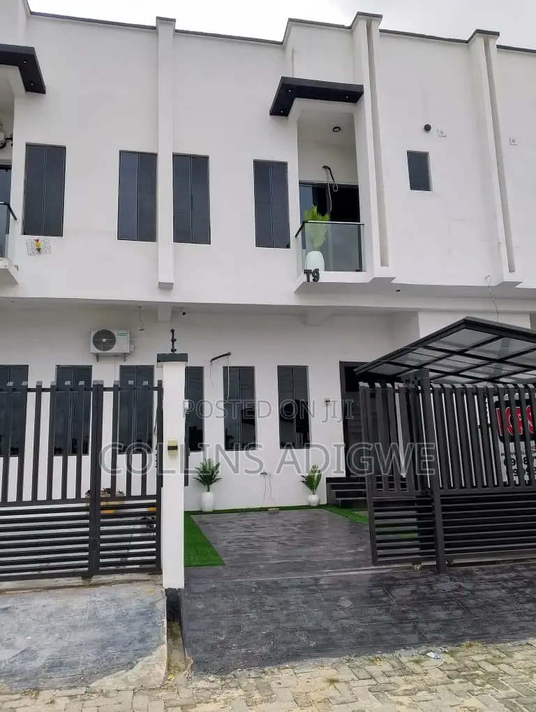 4bdrm Duplex in Lbs, Abraham for sale