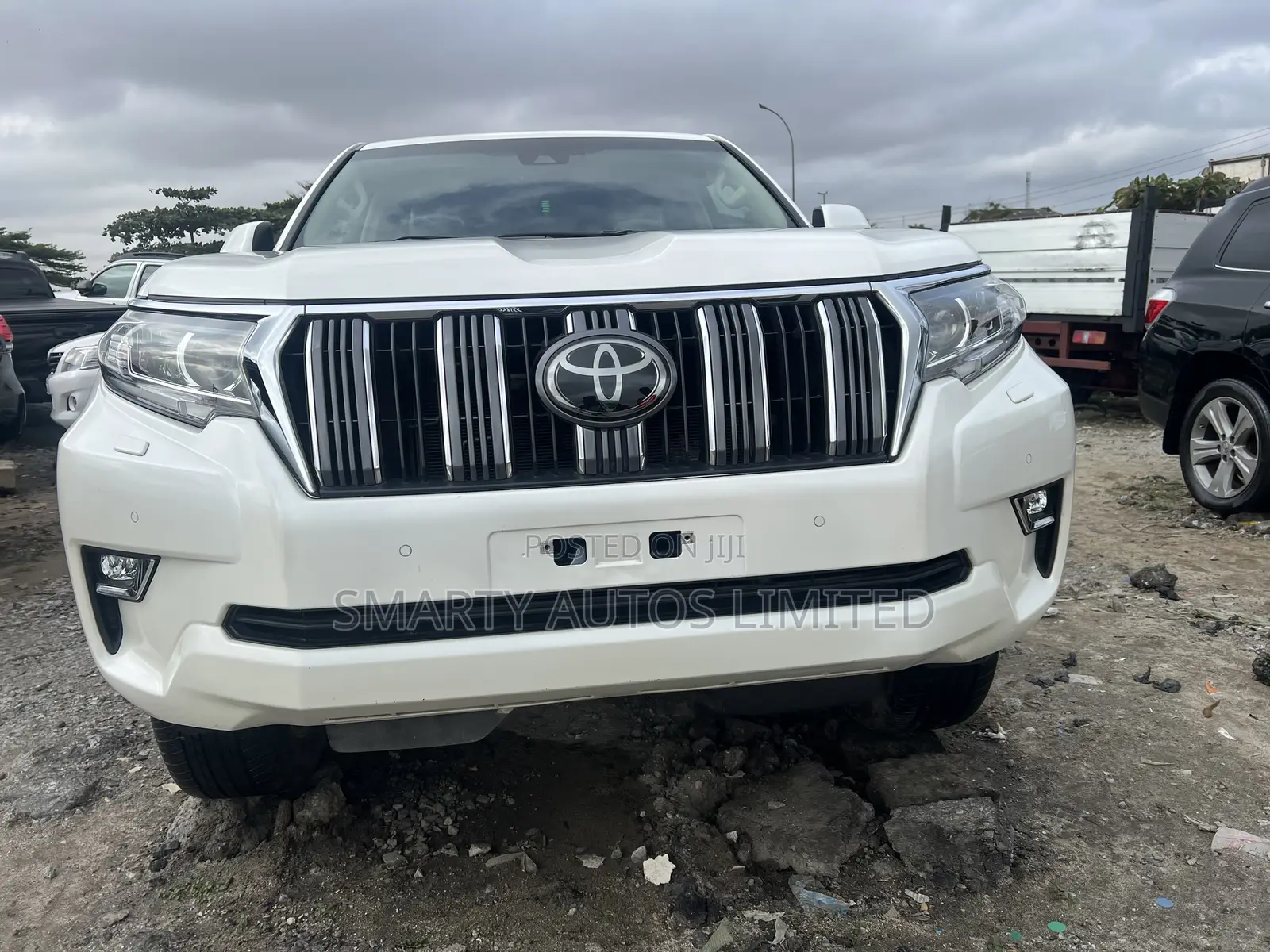 Toyota Land Cruiser Prado 2021 White