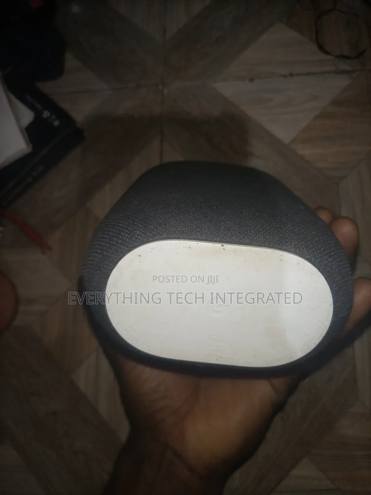 Google Nest Audio Charcoal Wireless Bluetooth Wi-Fi