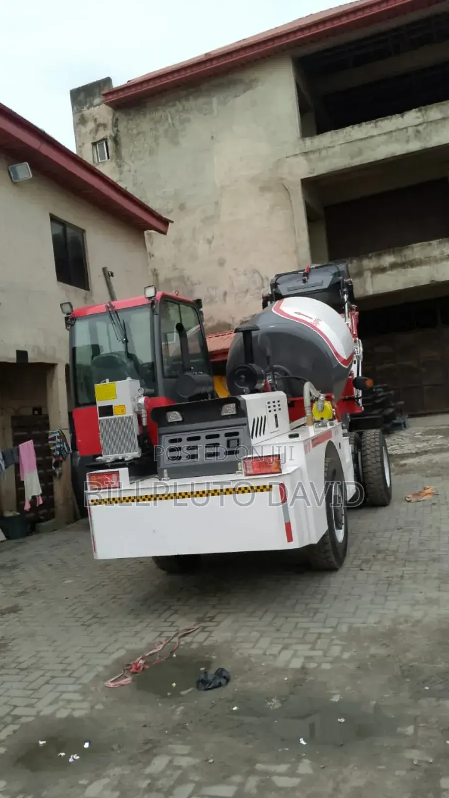 Mobile Selfloader Mixer Machine