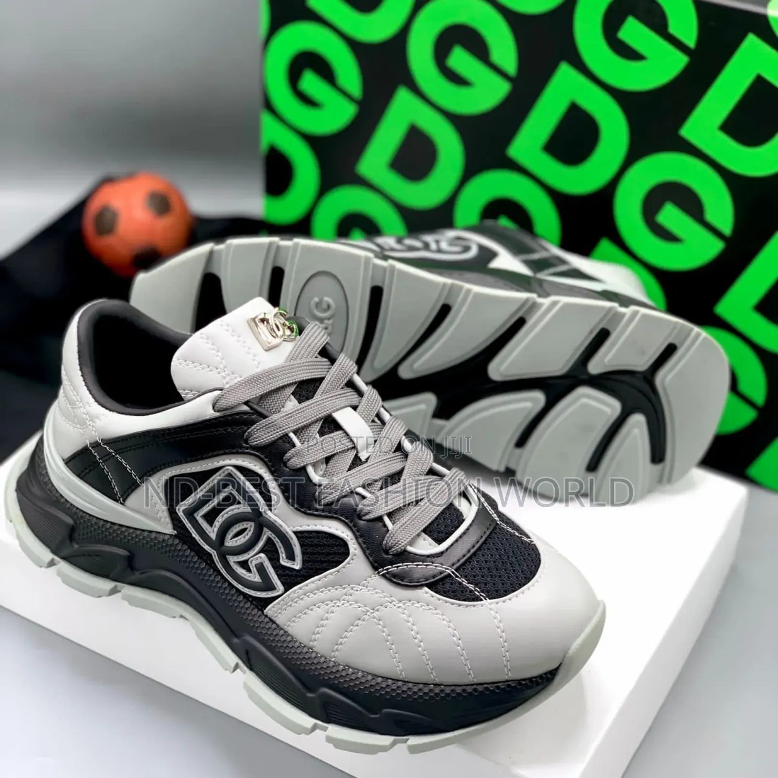 Pure Quality Sneakers