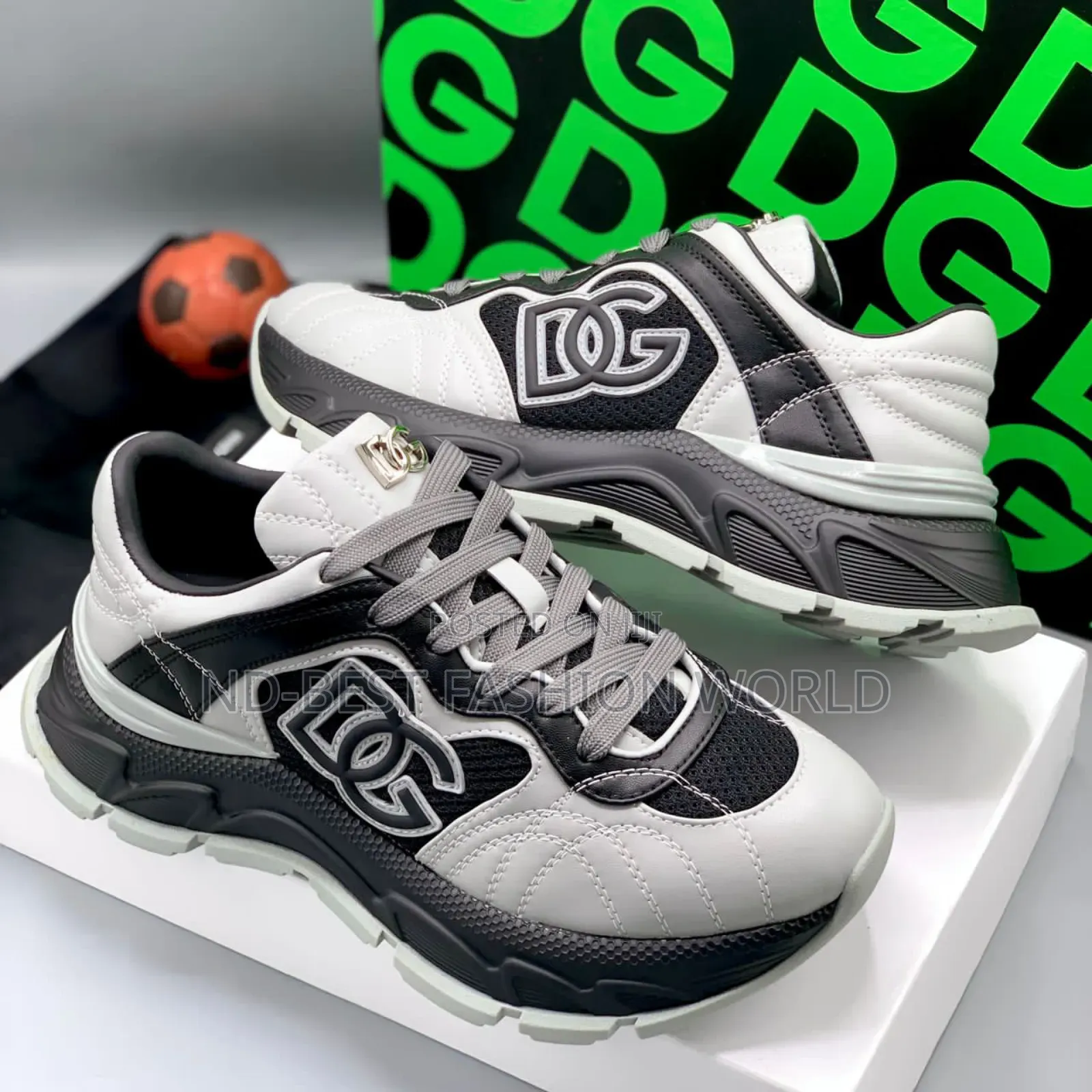 Pure Quality Sneakers