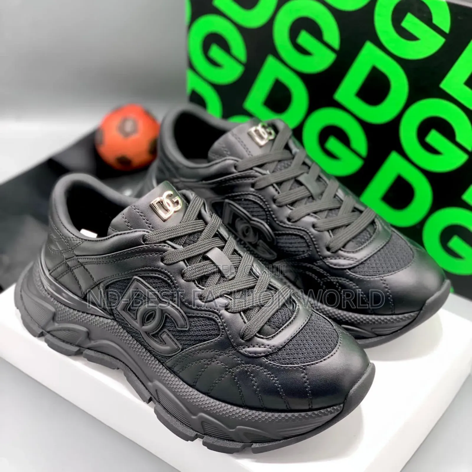 Pure Quality Sneakers