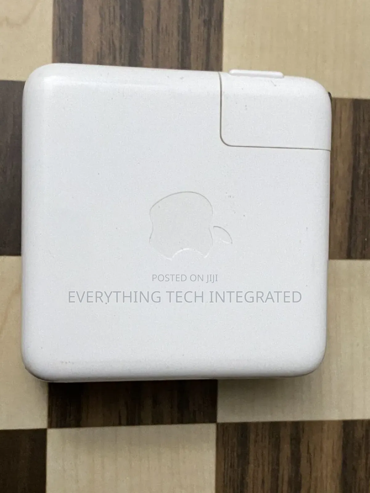 Genuine/Oem* Apple 61W USB-C Power Adapter (