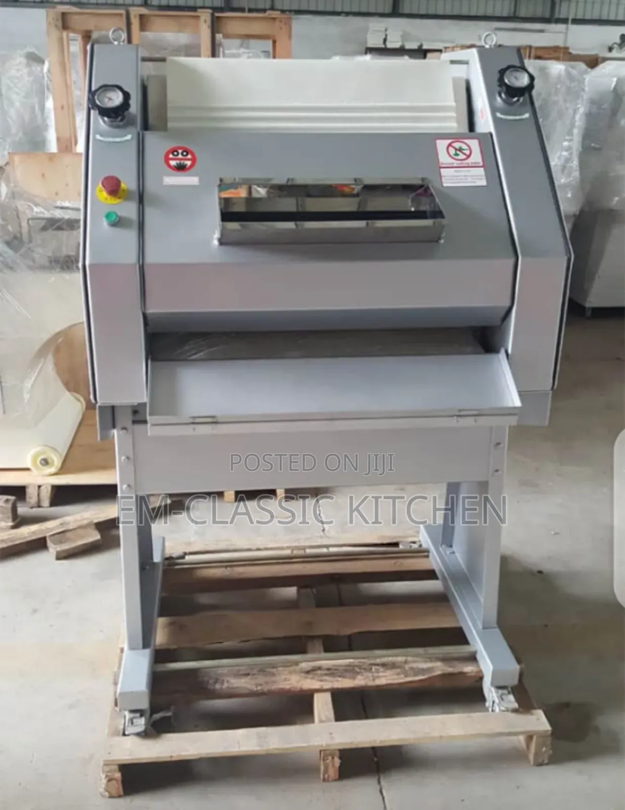 French Dough Molder