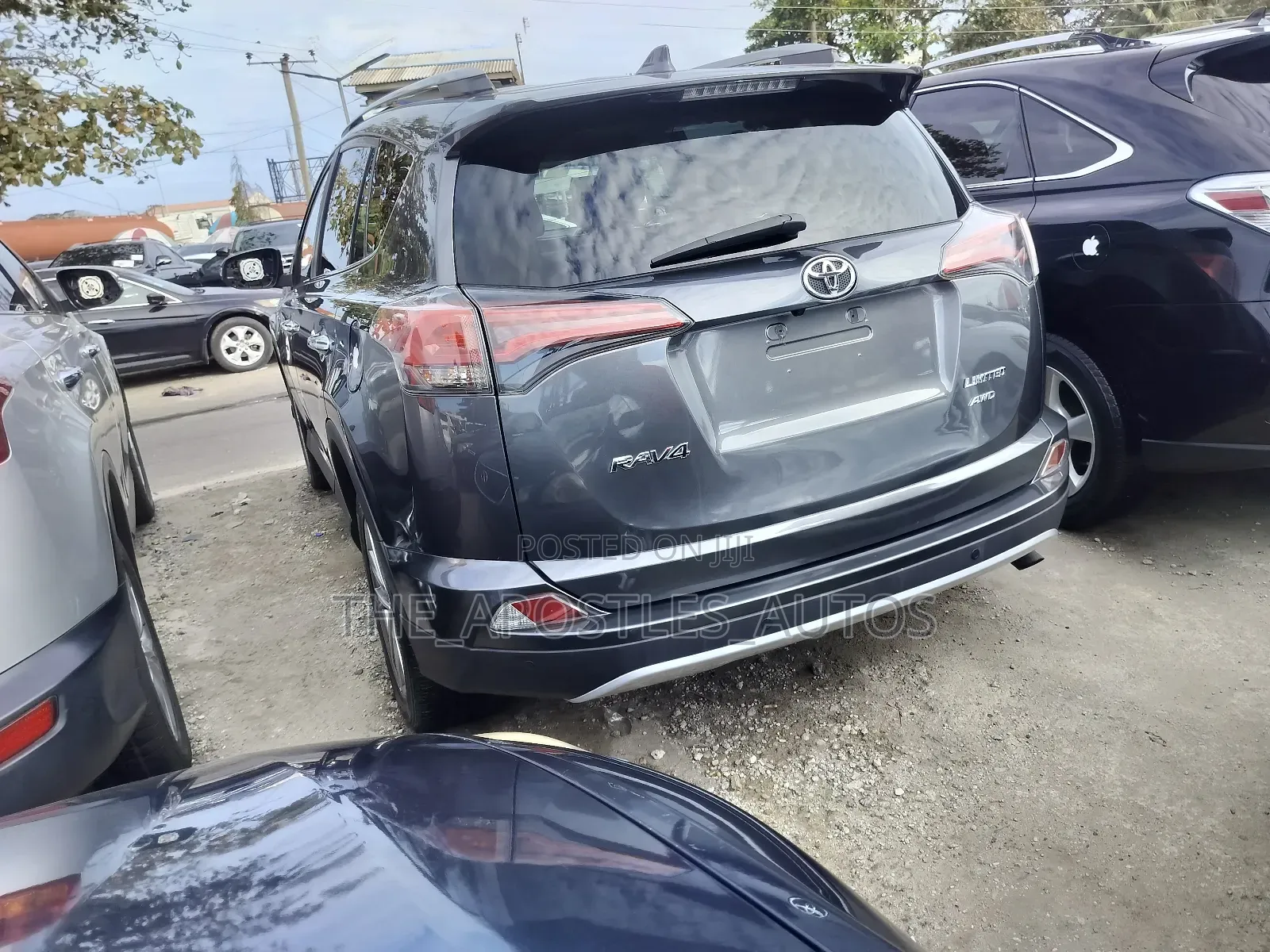 Toyota RAV4 2017 Gray