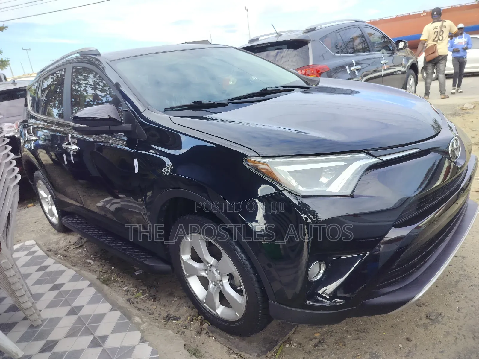 Toyota RAV4 XLE AWD (2.5L 4cyl 6A) 2017 Black