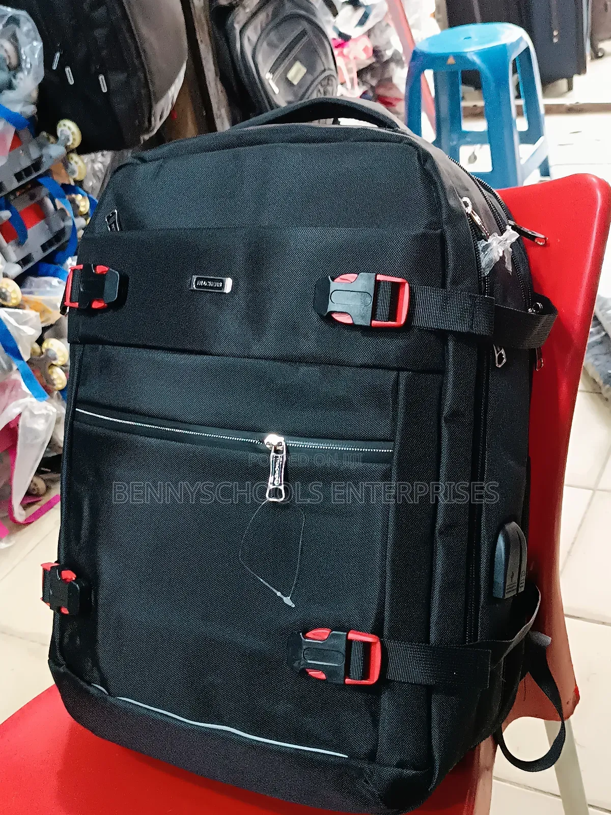 Trackers Quality Backpack and Laptop Bag With USB Ear Piece