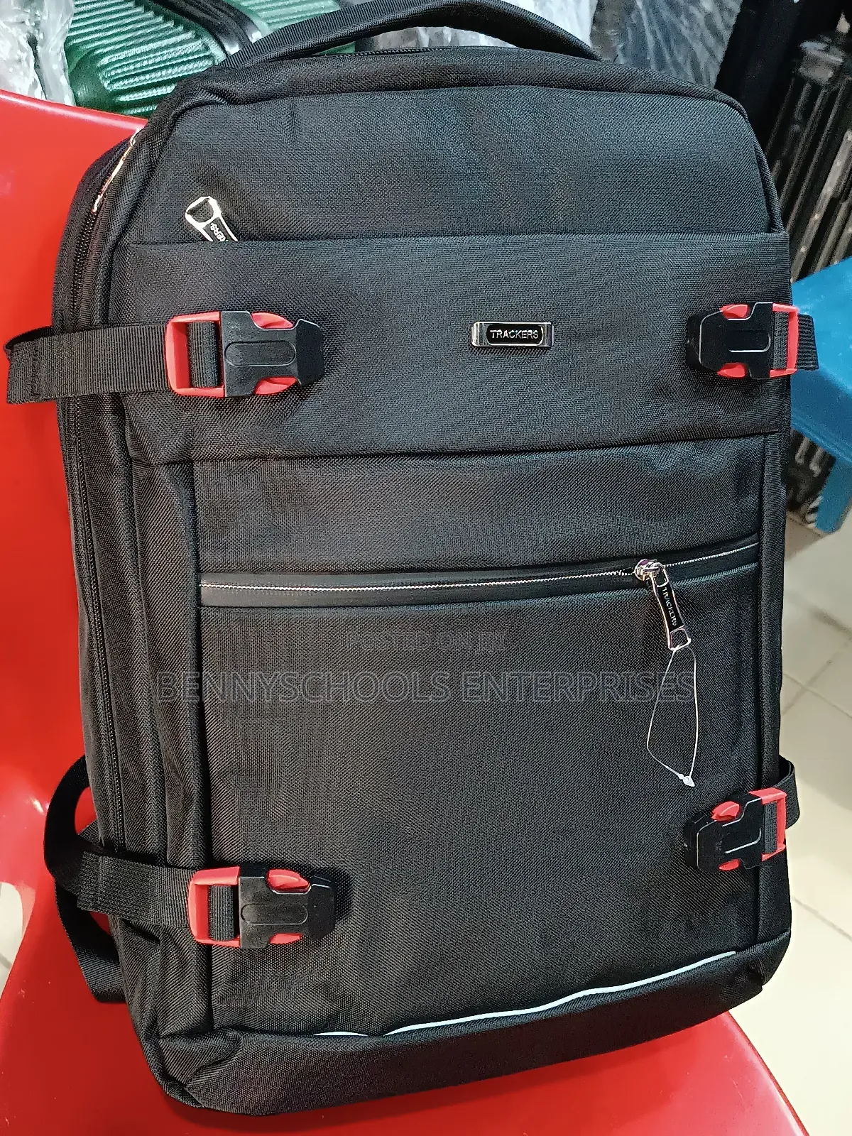 Trackers Quality Backpack and Laptop Bag With USB Ear Piece
