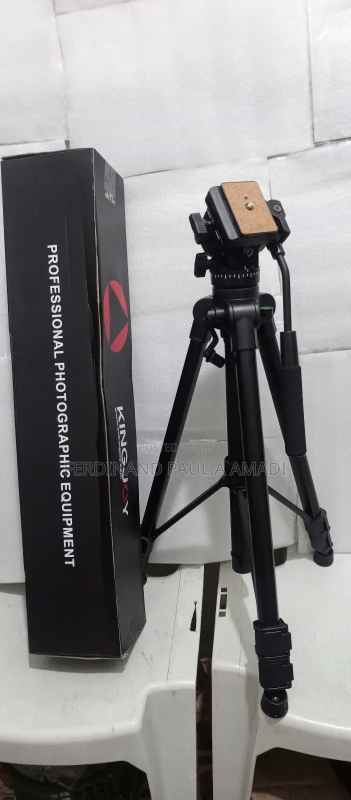 Professional Video and Photo Camera Tripod Stand