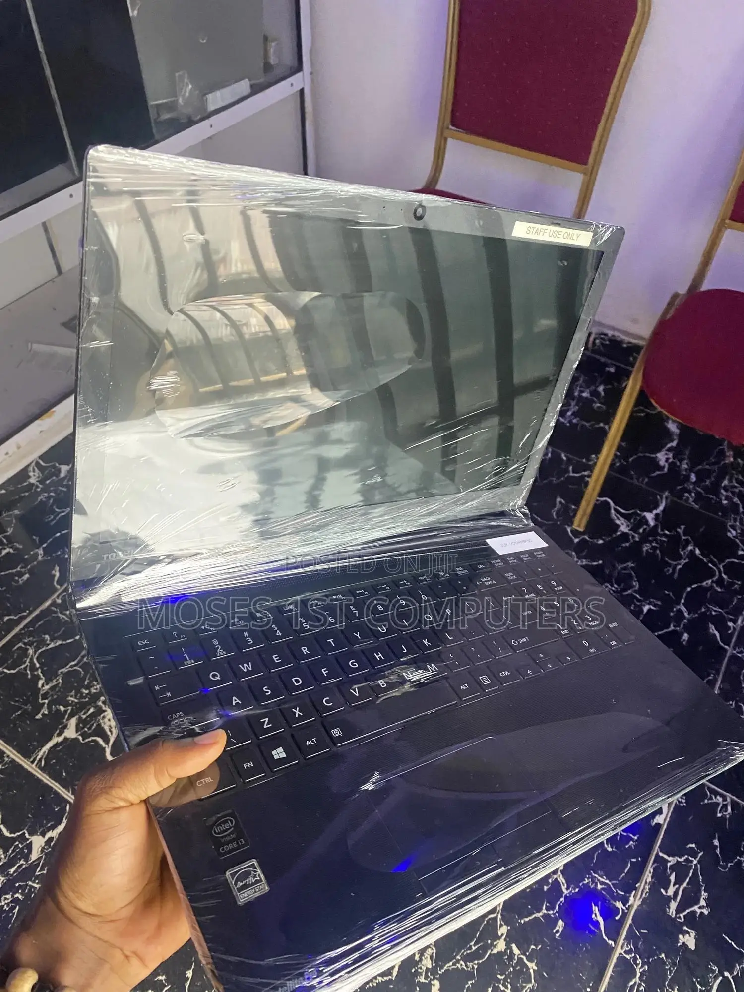 New Laptop Toshiba 8GB Intel Core i3 HDD 320GB