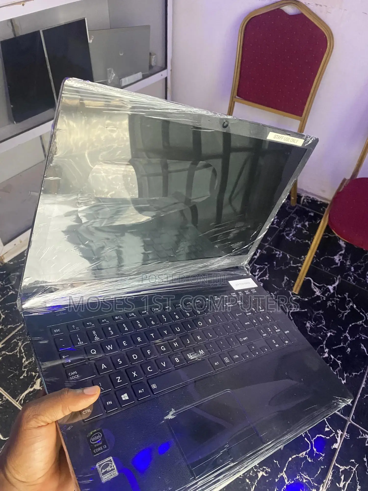 New Laptop Toshiba 8GB Intel Core i3 HDD 320GB