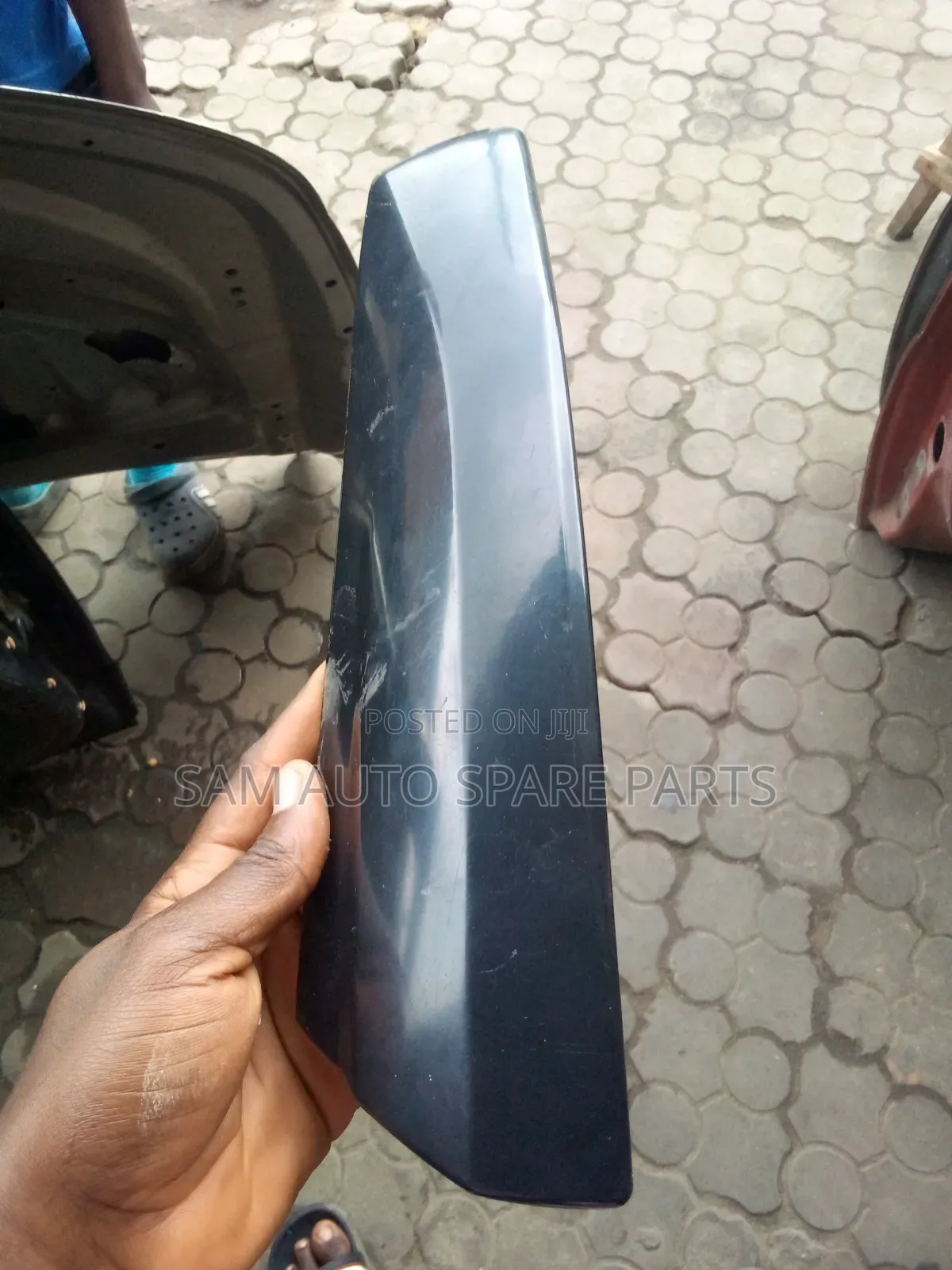 Toyota Highlander 012 Career Cover Front Left Side