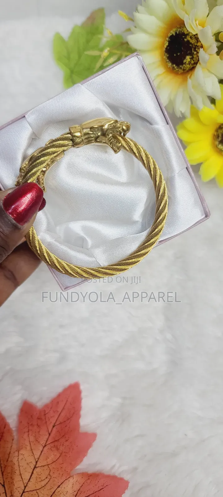 Quality Male Cvure Hand Bangle