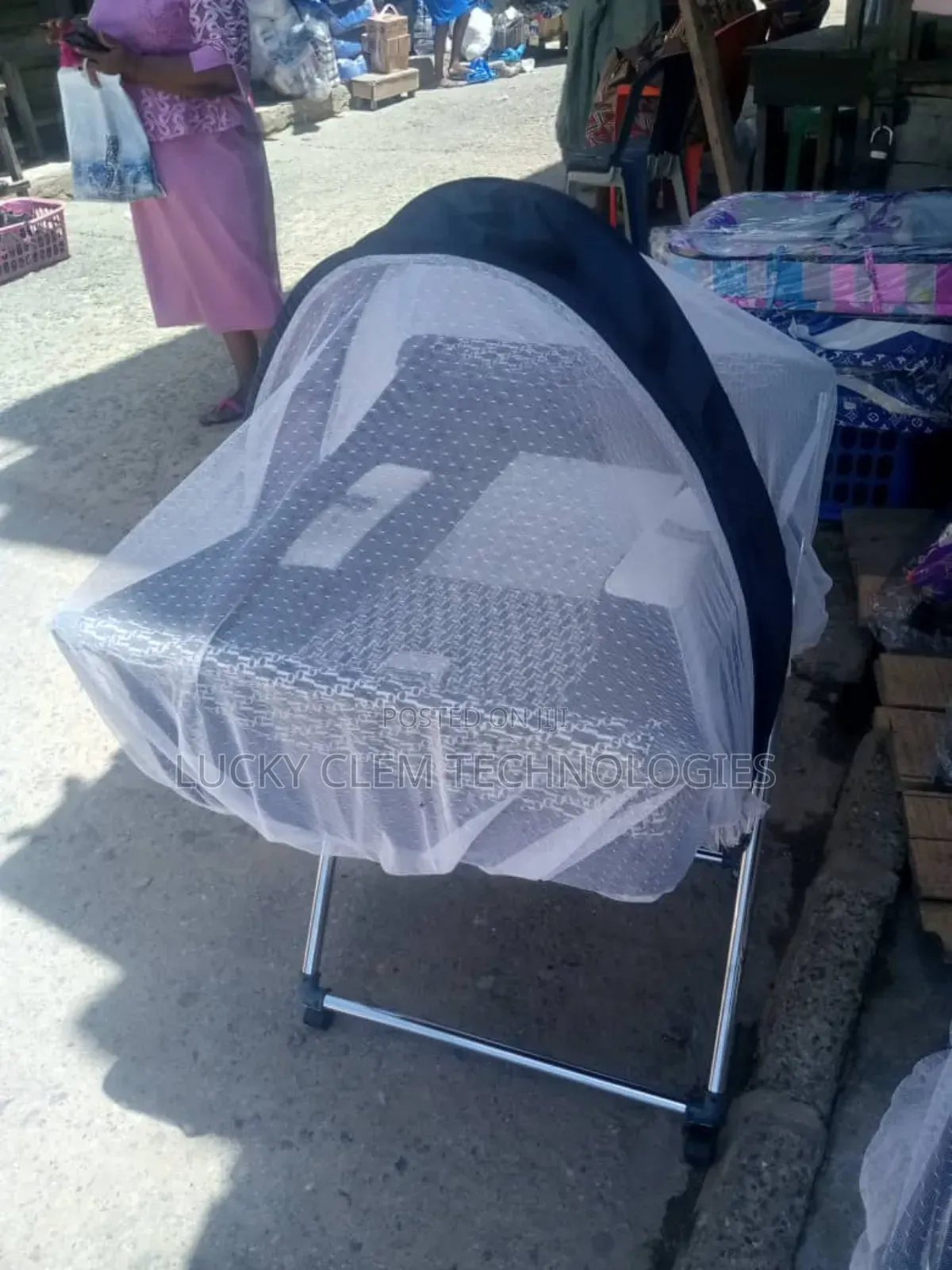 Baby Cot Cradle Bassinet Bed With Stand