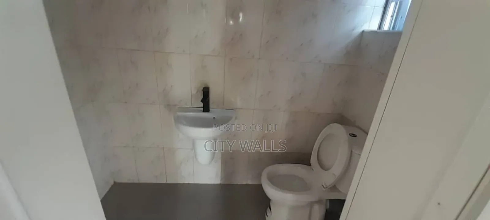 2bdrm Block of Flats in Green Ville, Badore for rent