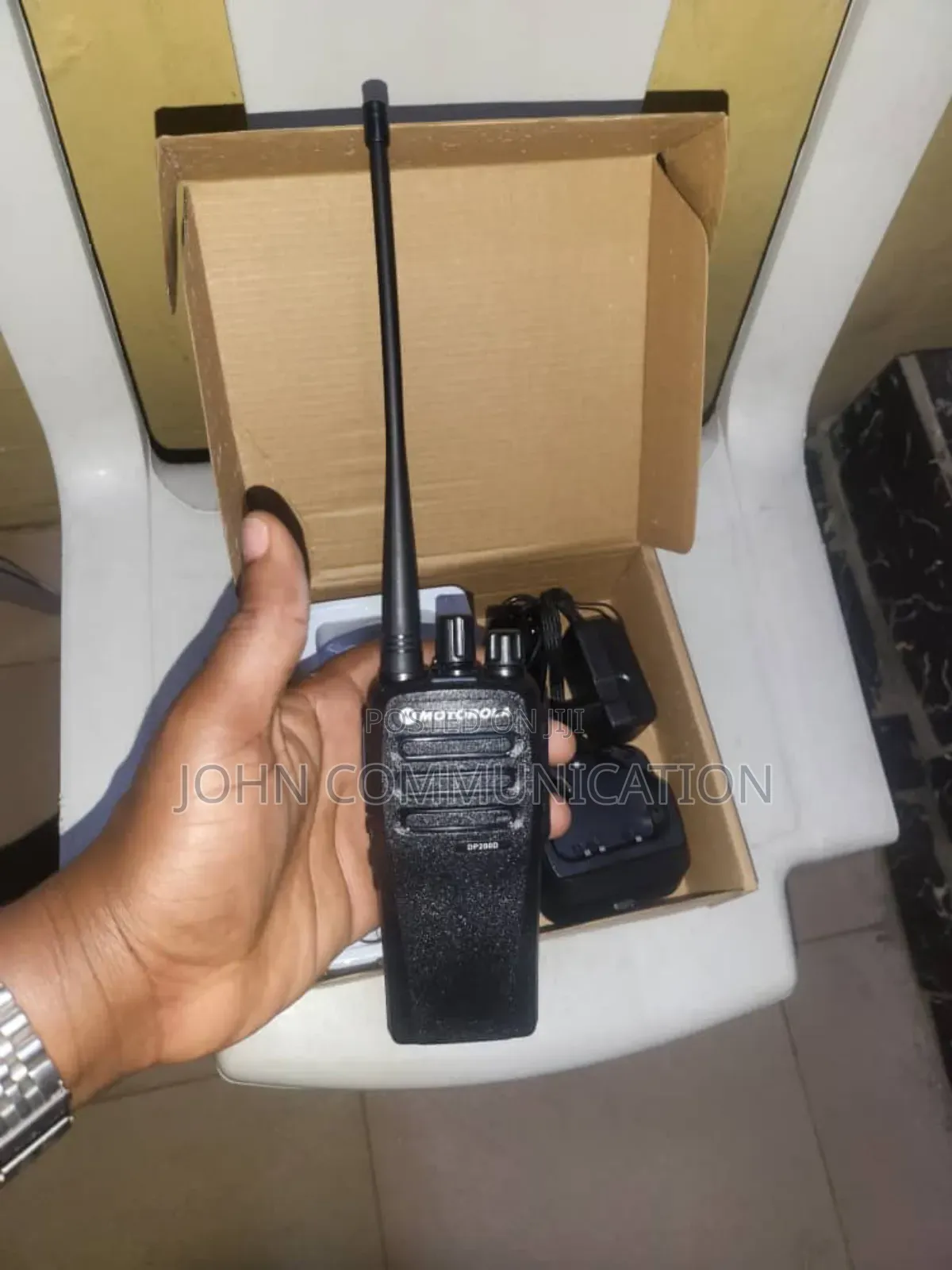 Motorola Dp200d Walkie Talkie Radio