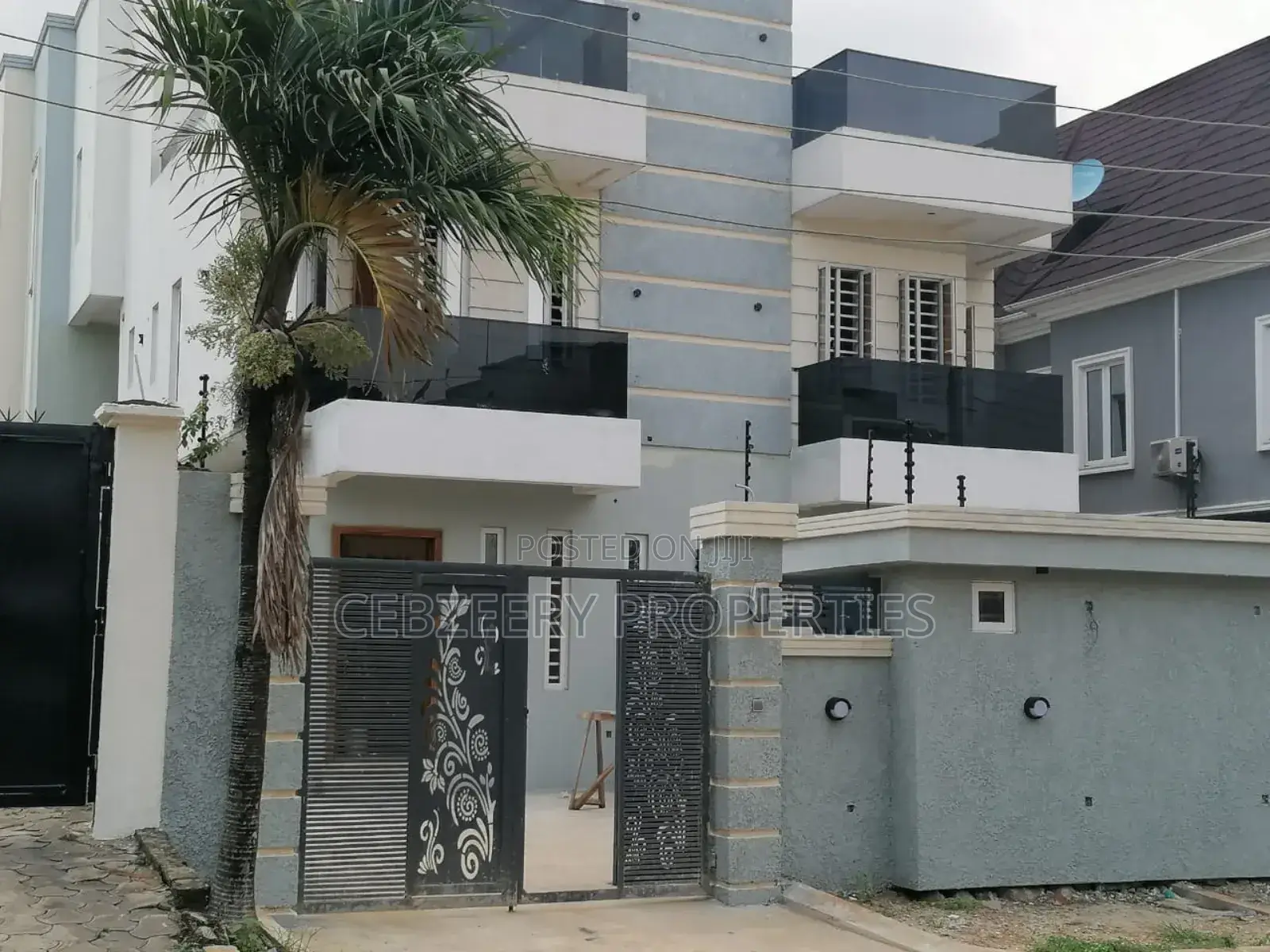 5bdrm Duplex in GRA Phase 2 Shangisha for sale