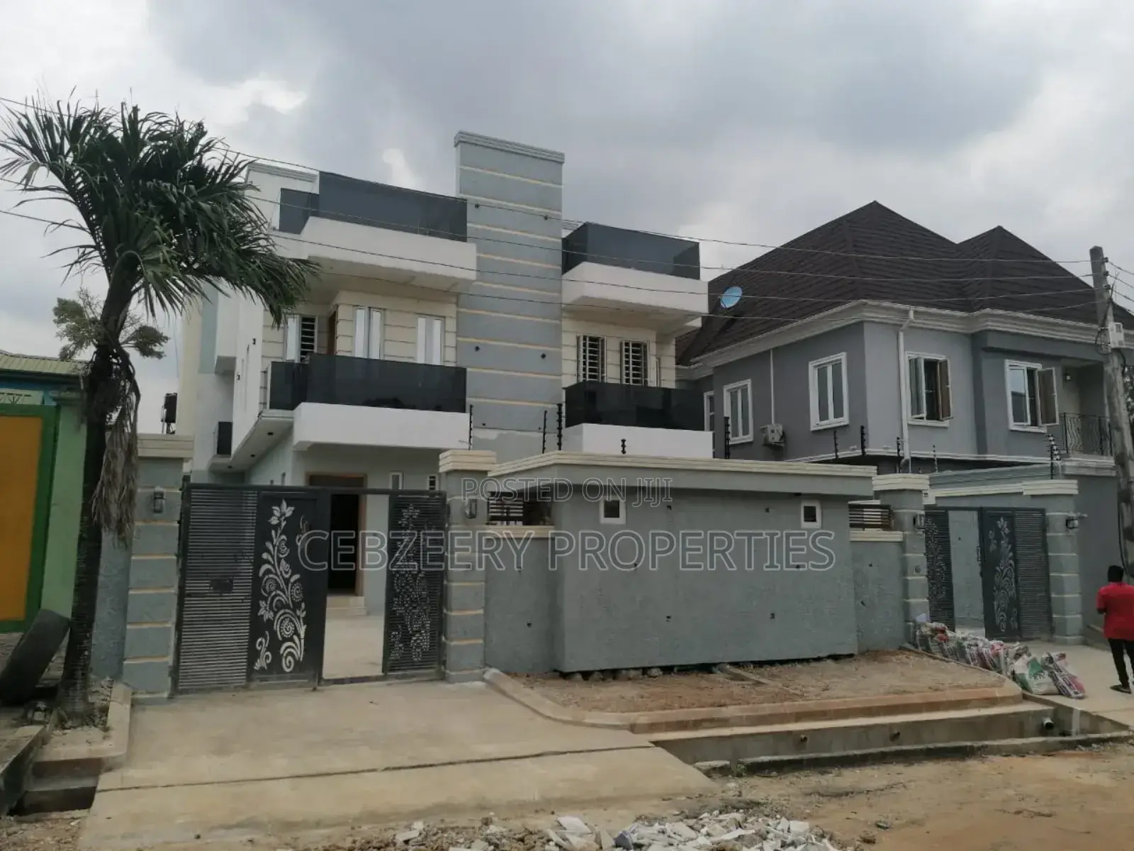 5bdrm Duplex in GRA Phase 2 Shangisha for sale