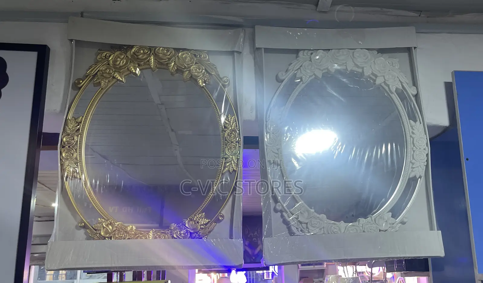 Decorative Round Ash Mirror