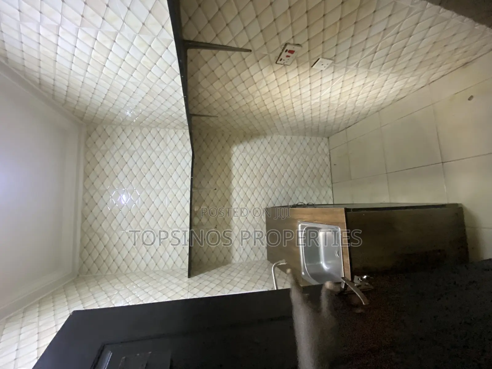 1bdrm Bungalow in Dawaki for rent