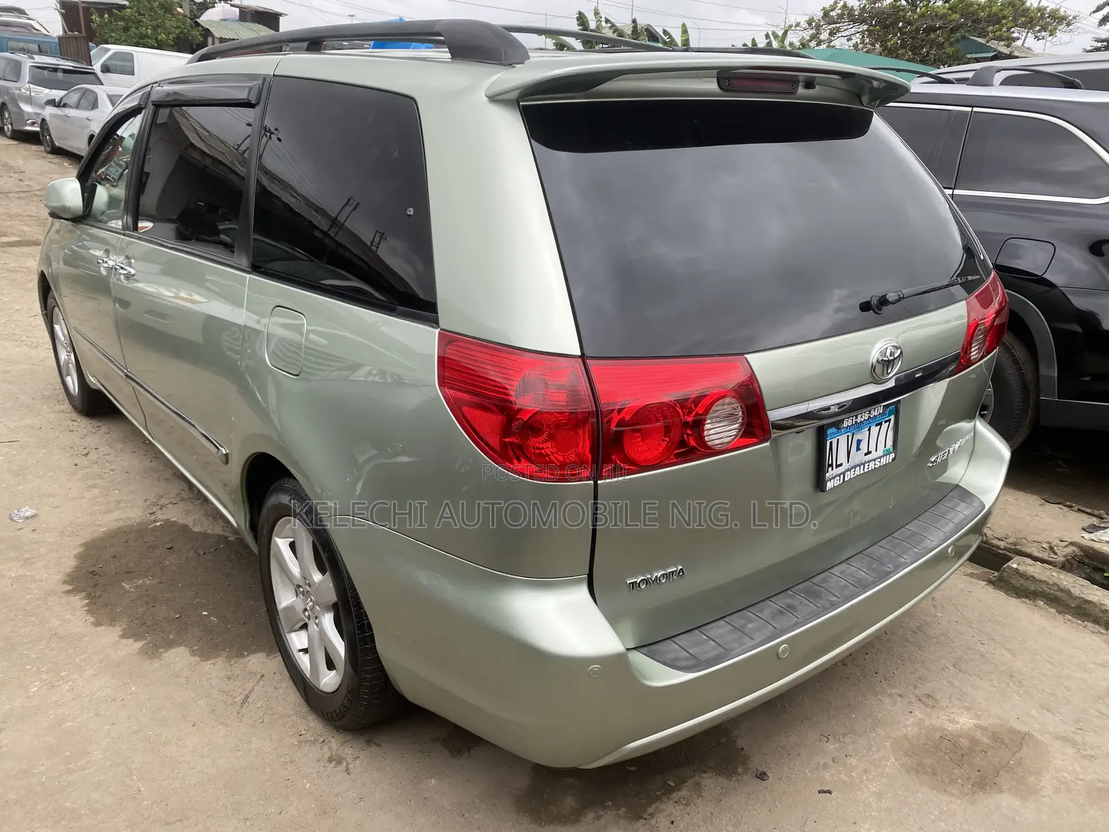 Toyota Sienna XLE Limited AWD 2006 Green