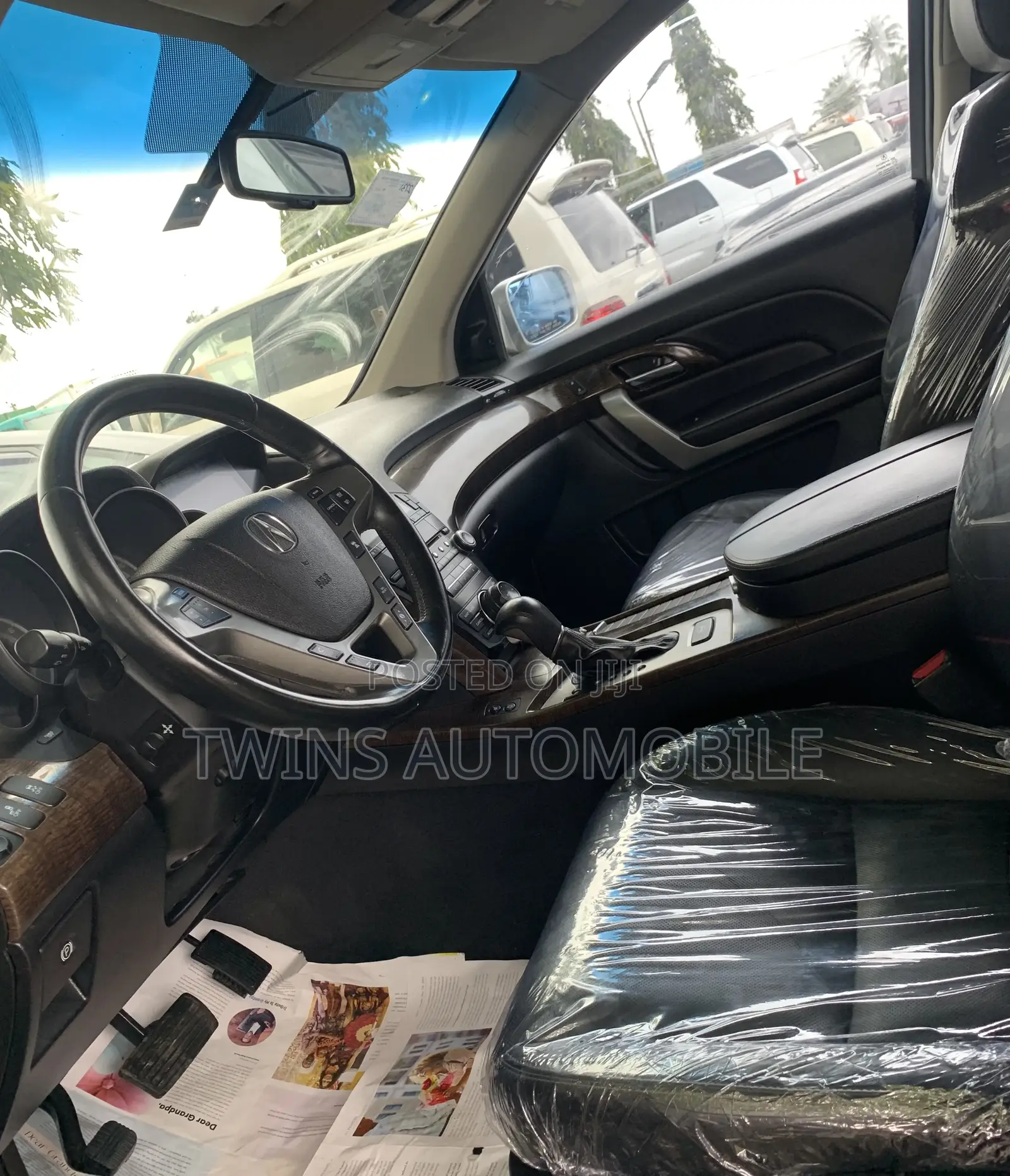 Acura MDX SUV 4dr AWD (3.7L 6cyl 6A) 2011 Silver