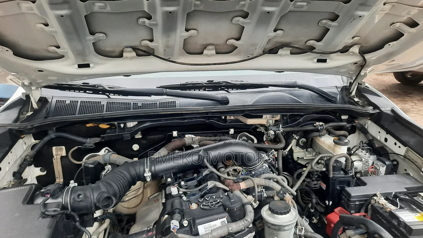 Toyota Hilux 2020 White