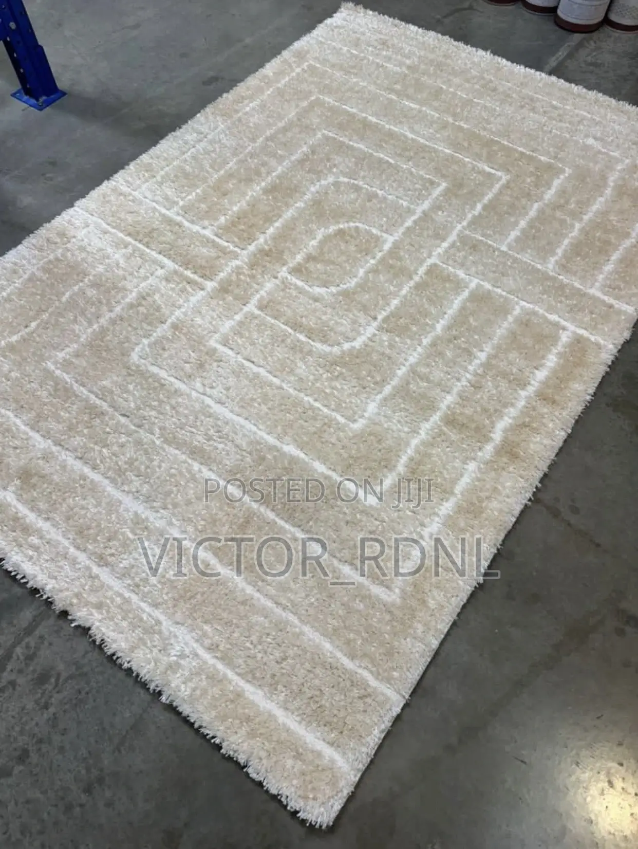 Quality Full Hair Center Rug