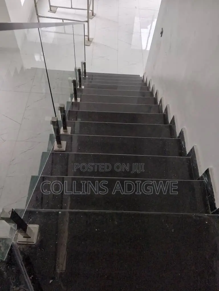 6bdrm Duplex in Lekki Please 1 Lagos for sale