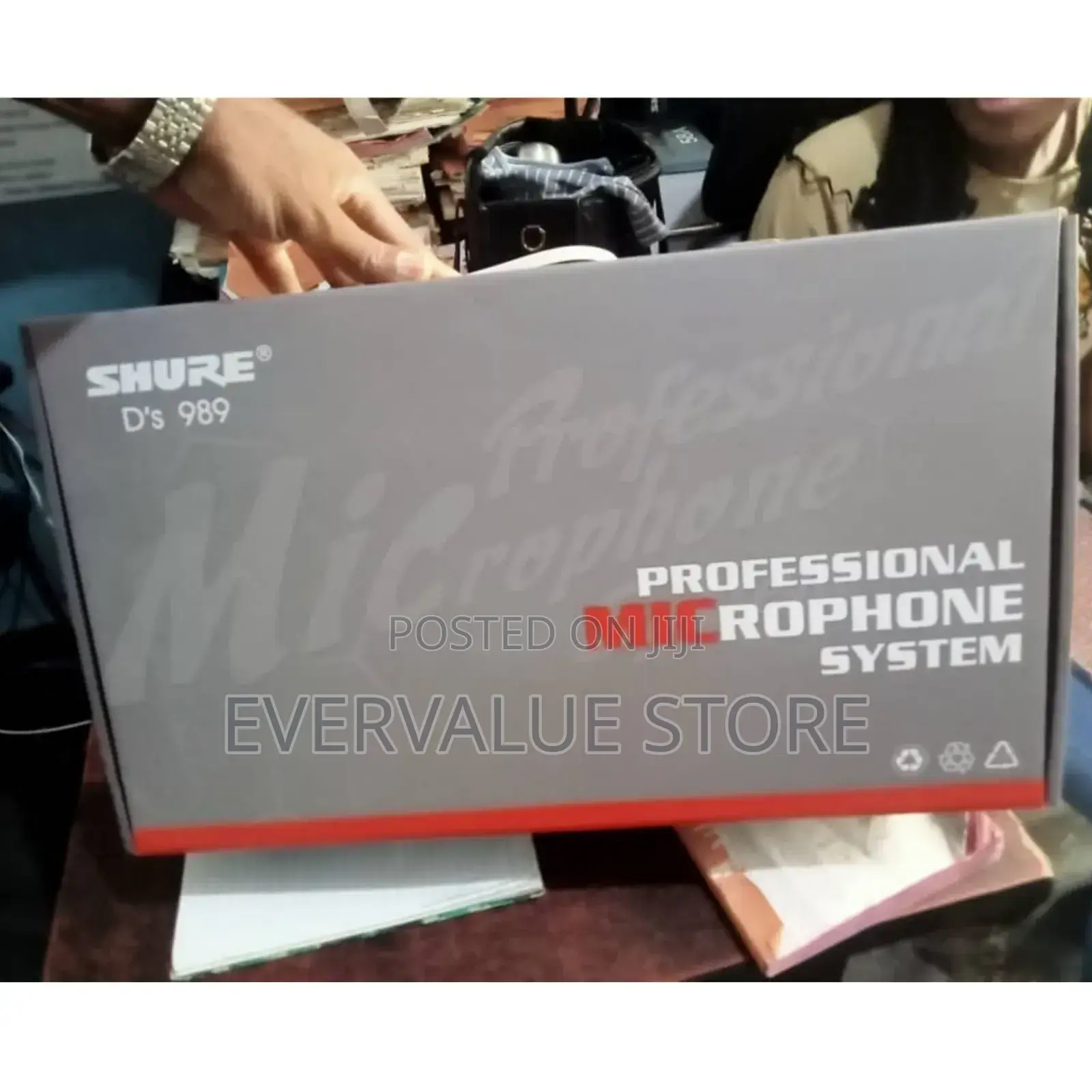 Shure d'S 989 4 in 1 Wireless Microphone
