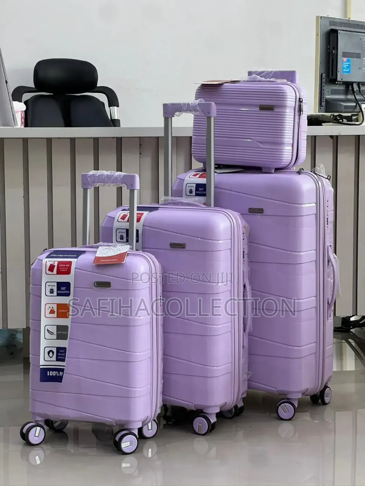 Set of 4 Plastic Luggages
