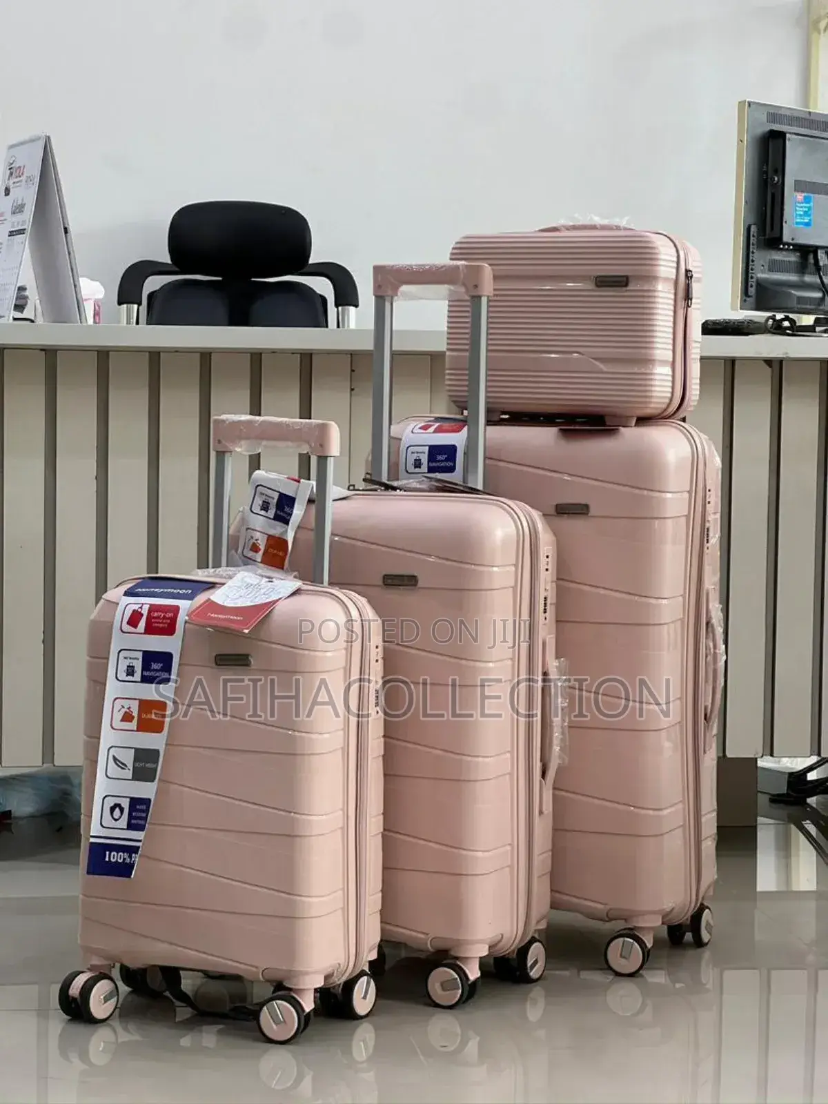 Set of 4 Plastic Luggages