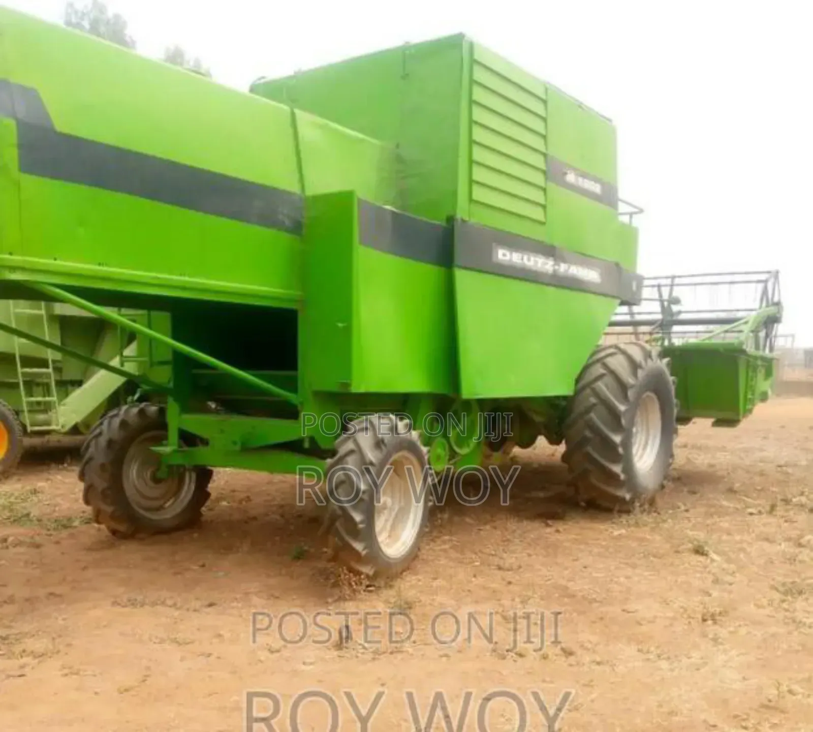 Combined Rice Harvester