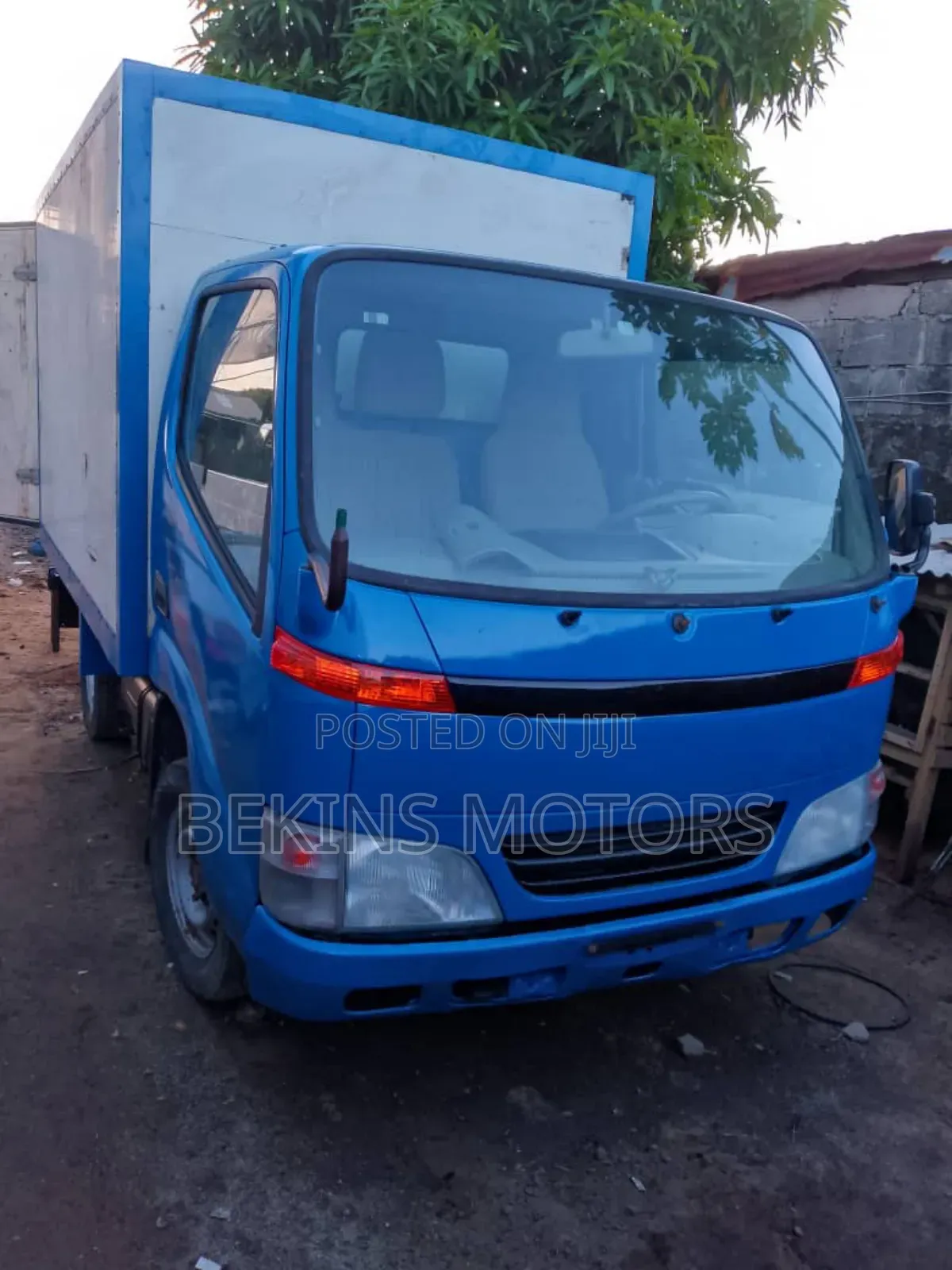 Foreign Used Toyota Cover Body Dyna