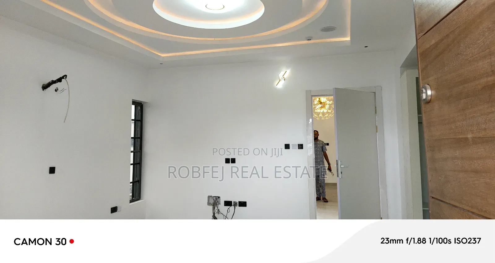 5bdrm House in Peace Gardens Estate, Sangotedo for sale