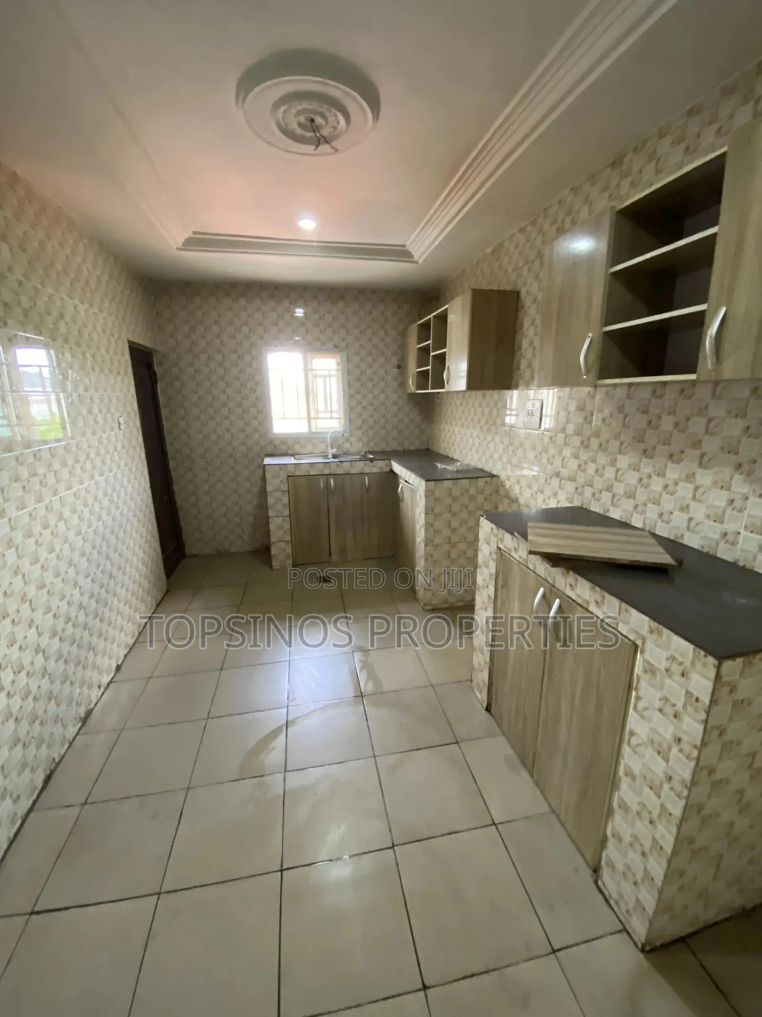 2bdrm Block of Flats in Dawaki for rent