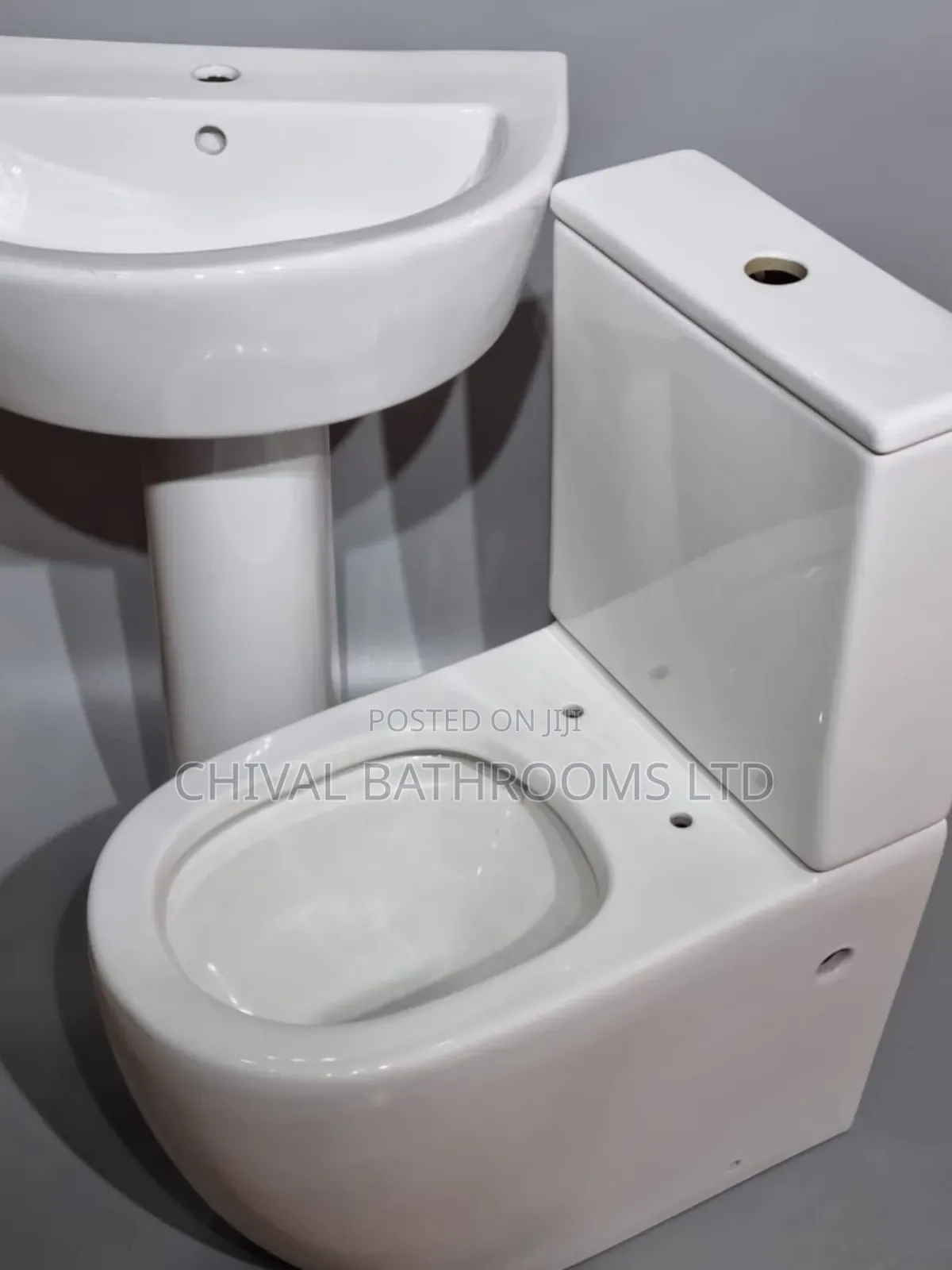 Royalcrest England Wc Set