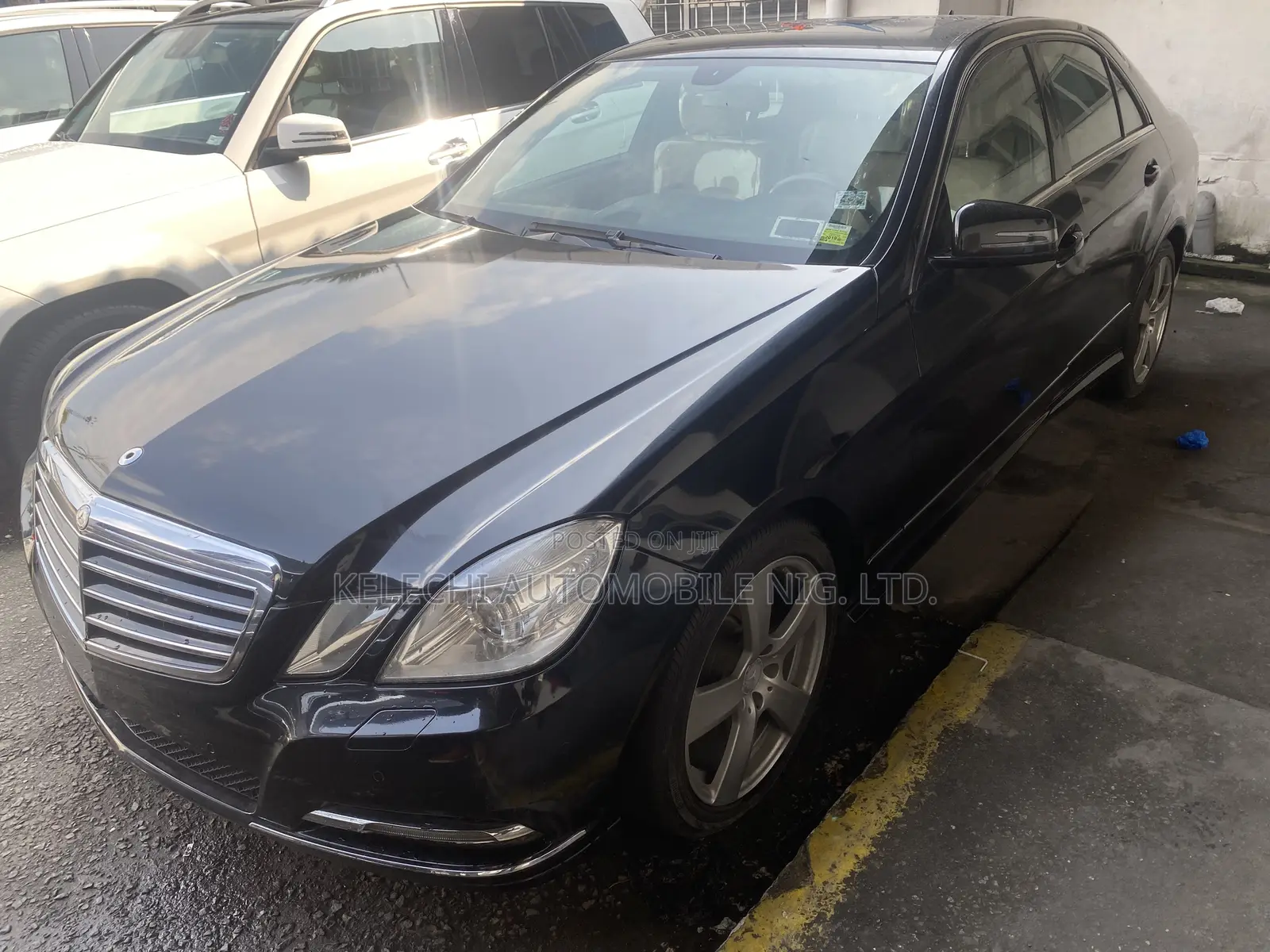 Mercedes-Benz E350 2011 Black