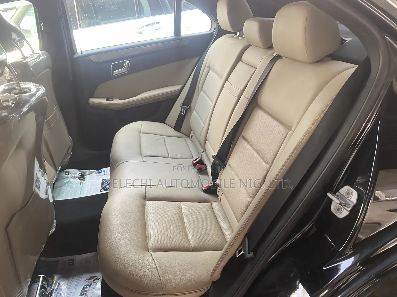 Mercedes-Benz E350 2011 Black